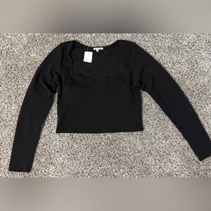 H&M Elegant Black Long Sleeve Tee crop top